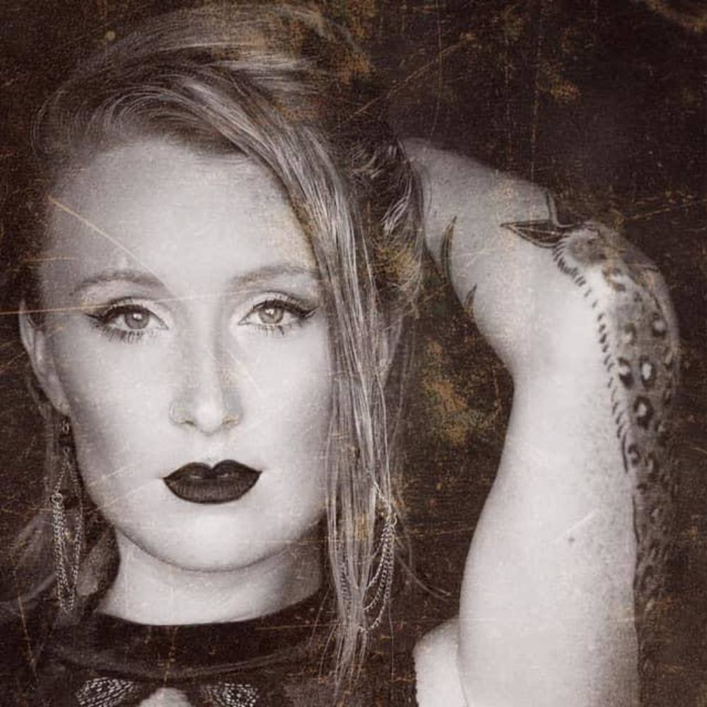 Meet your Posher, Saffron